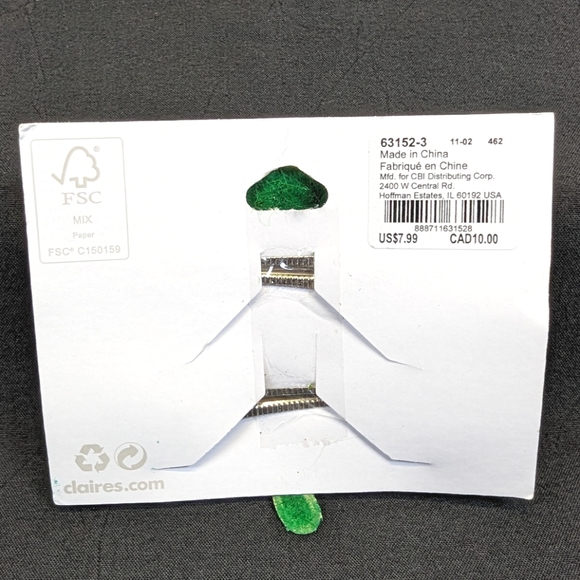 Claire's St. Patrick's Day 4 Leaf Clover Glitter Hair Clips - Set of 2 - Picture 2 of 4